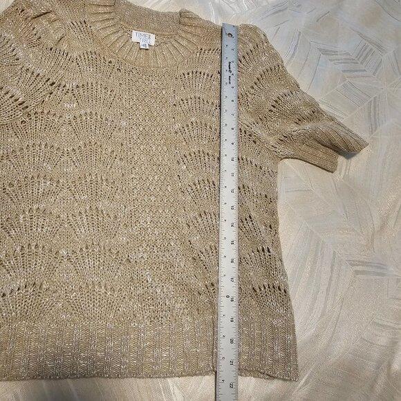 Women’s Time and Tru Beige w/ Silver Metallic Short Sleeve Sweater Top, Medium - Picture 5 of 7